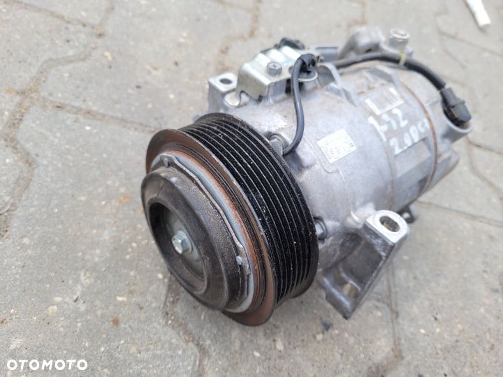 Kompresor klimatyzacji Nissan X Trail T32 1,6 2,0 DCI 926004CA2A - 3