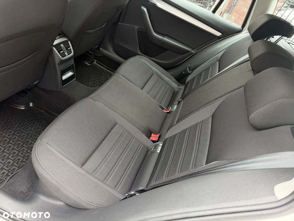 Skoda Octavia 1.0 TSI GPF Ambition - 32
