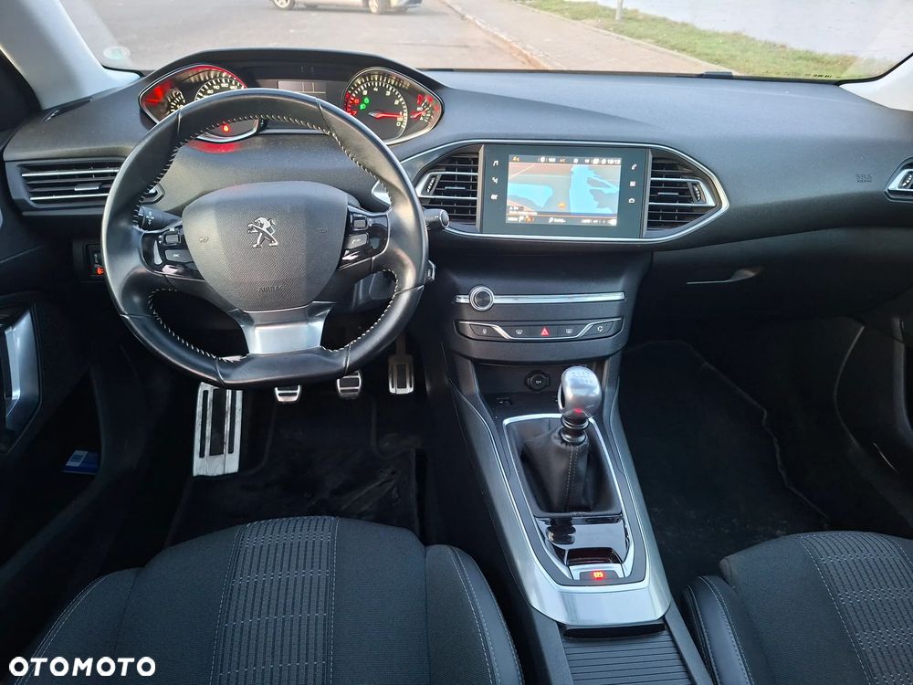 Peugeot 308 1.2 PureTech Active S&S - 6