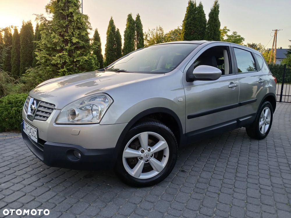 Nissan Qashqai 2.0 4x4 Tekna - 3