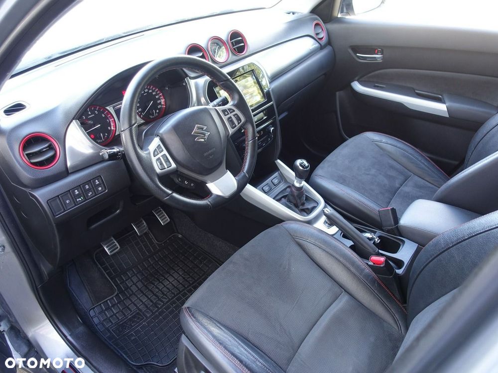 Suzuki Vitara - 12