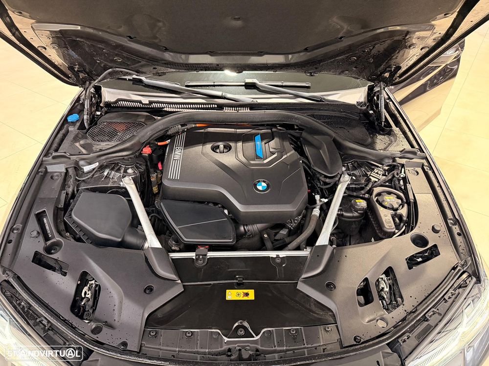 BMW 530 e Pack Desportivo M - 47