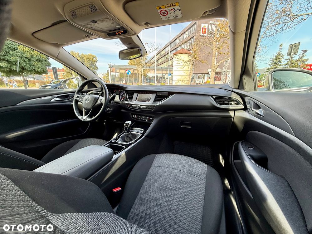 Opel Insignia 1.5 T Elite S&S Eco - 11
