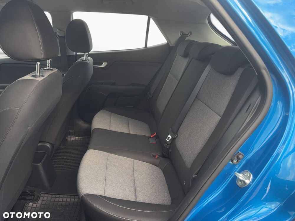 Kia Stonic - 24