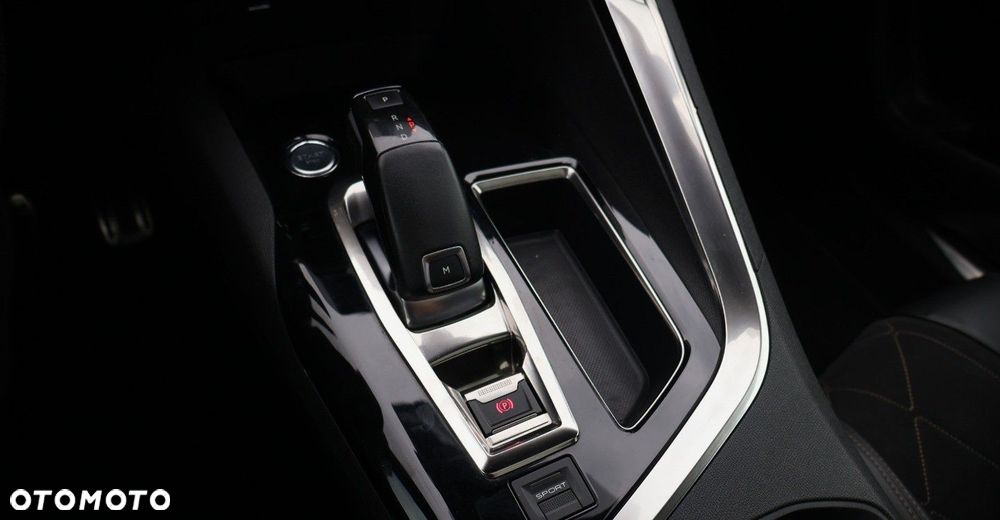 Peugeot 3008 BlueHDi 180 Stop & Start EAT8 GT - 29