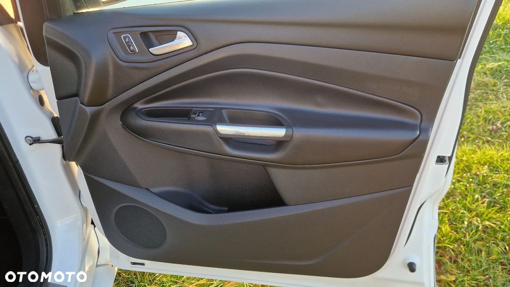 Ford Kuga 2.0 TDCi 4x4 Titanium - 15