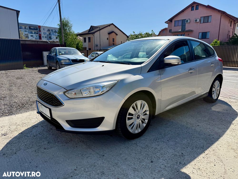 Ford Focus 1.0 EcoBoost Trend - 6
