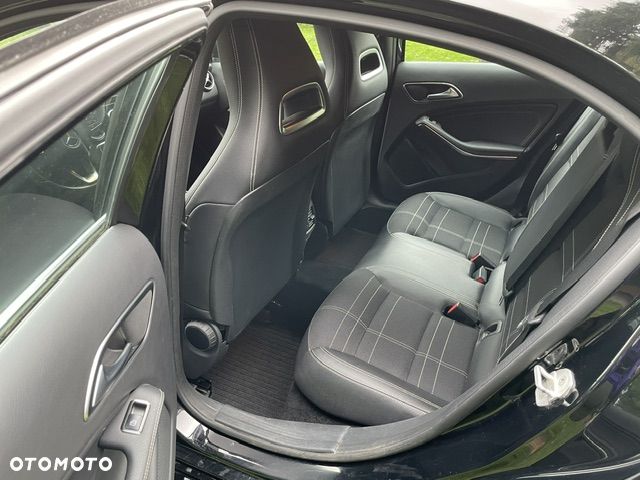 Mercedes-Benz Klasa A 200 Activity Edition - 10