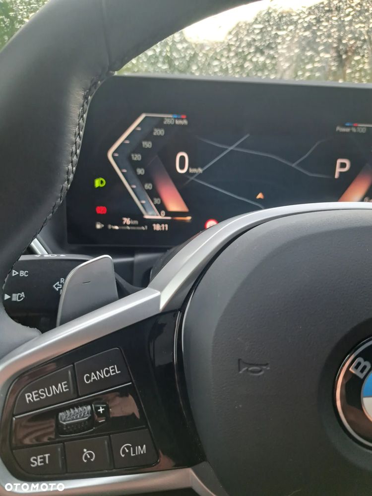 BMW Seria 3 330i xDrive - 11