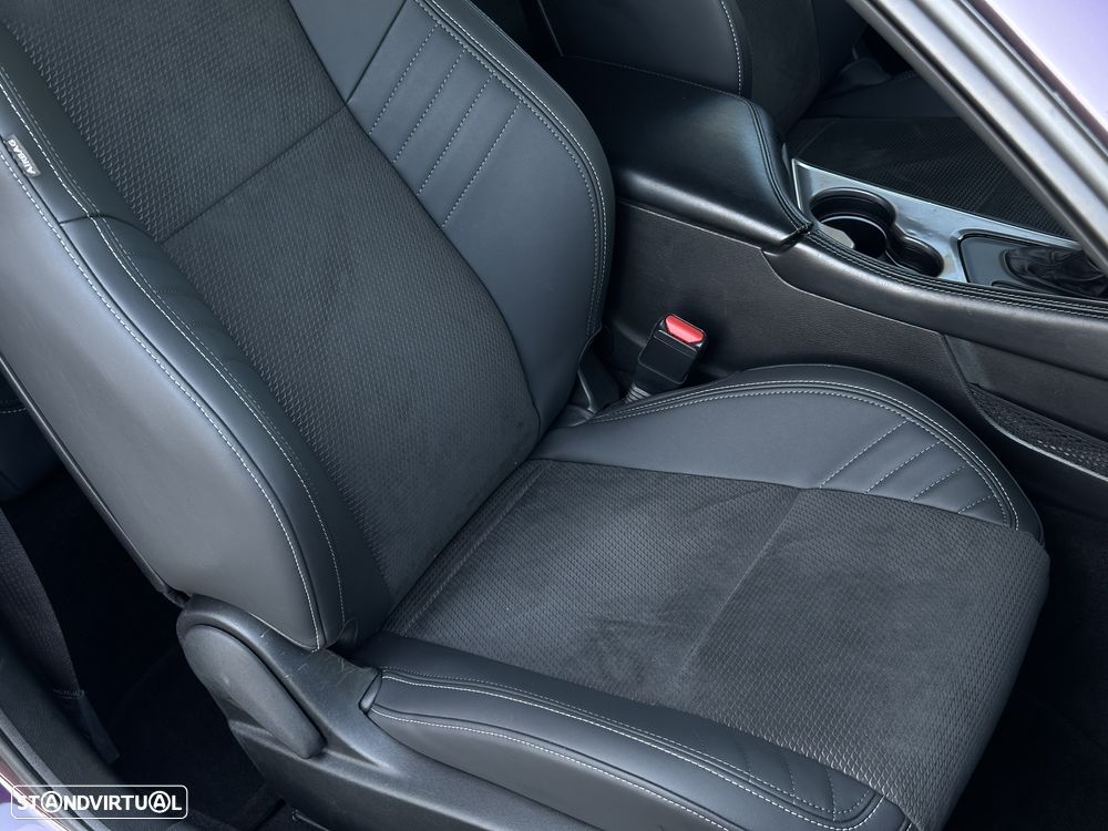 Dodge Challenger - 30