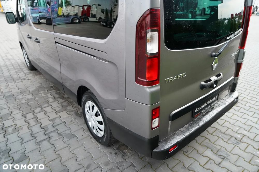 Renault TRAFIC III / BUS / 9 MIEJSC / 2020 ROK / SERWISOWANY / EURO 6 - 12
