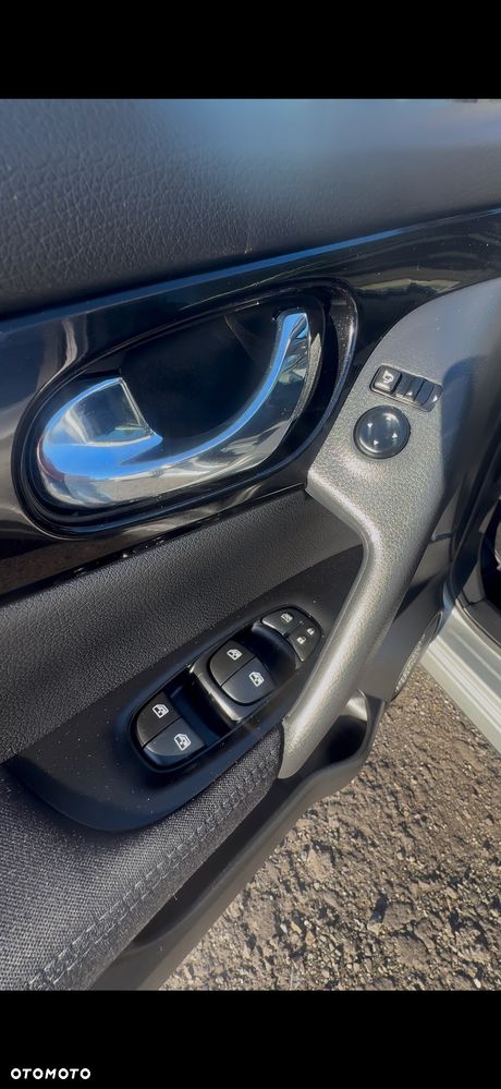 Nissan Qashqai - 24