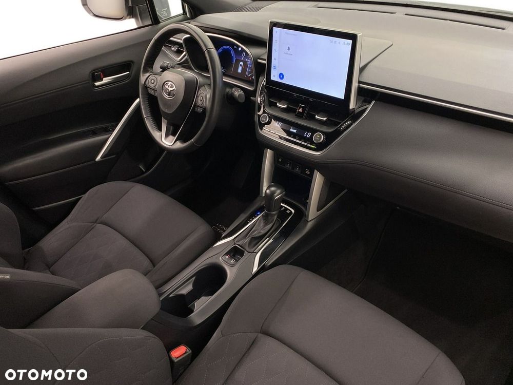 Toyota Corolla Cross - 20