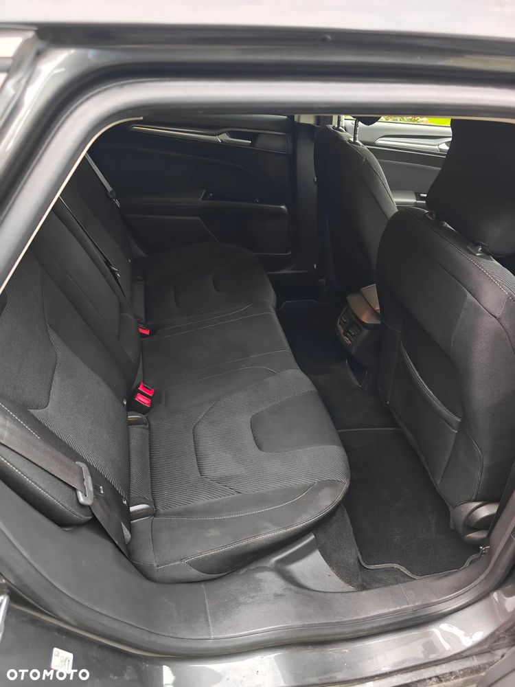 Ford Mondeo SW 2.0 TDCi S&S PowerShift-Aut Titanium - 8