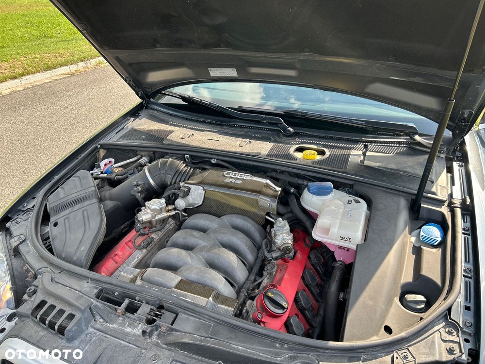 Audi RS4 Limousine - 18