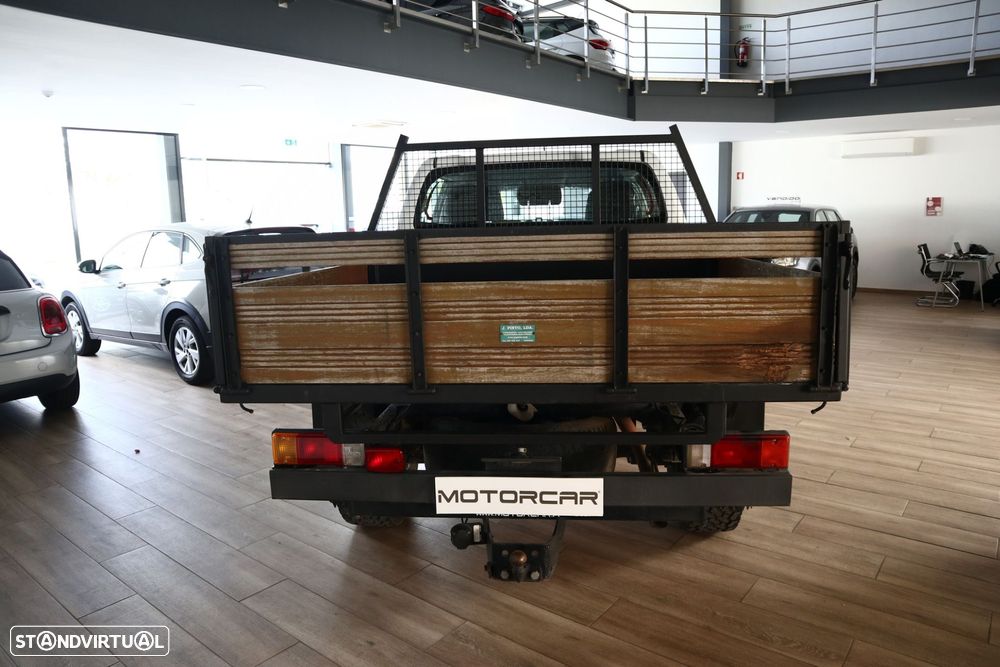 Toyota Hilux 2.4 D-4D 4WD CD CM - 5