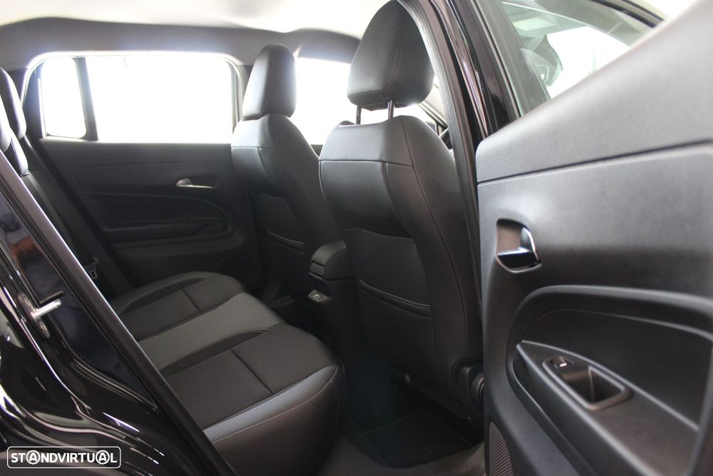 Jeep Avenger 1.2 e-Hybrid Altitude DCT - 22