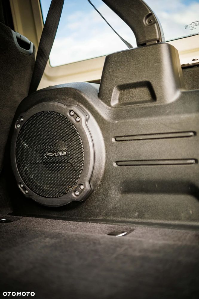 Jeep Wrangler Unlimited GME 2.0 Turbo Sahara - 16