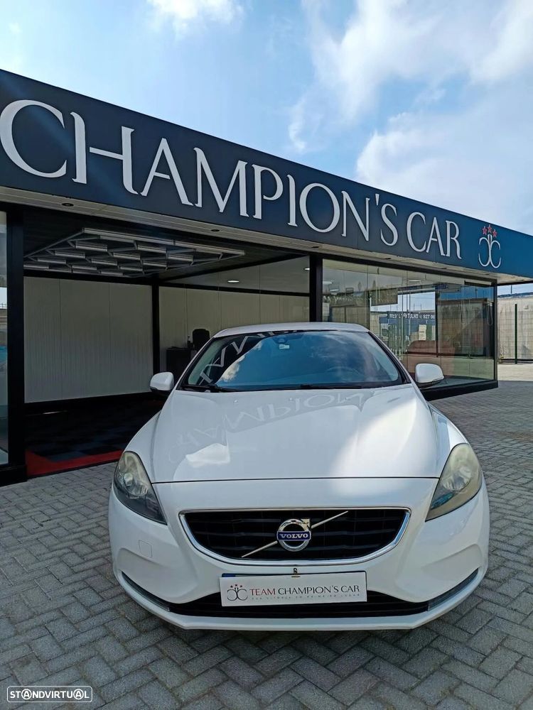 Volvo V40 1.6 D2 Eco Momentum - 4