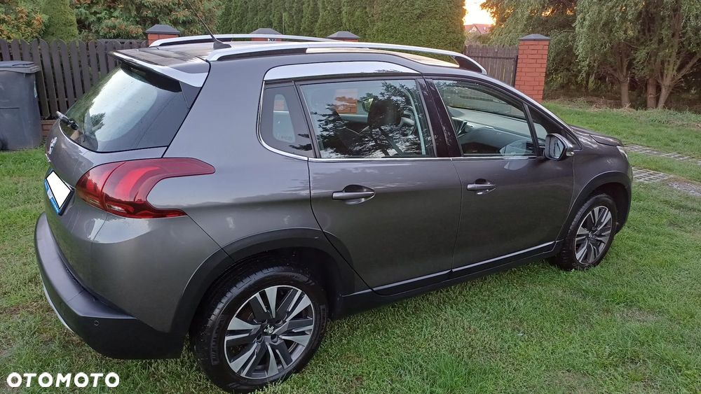 Peugeot 2008 1.6 BlueHDi Allure - 4