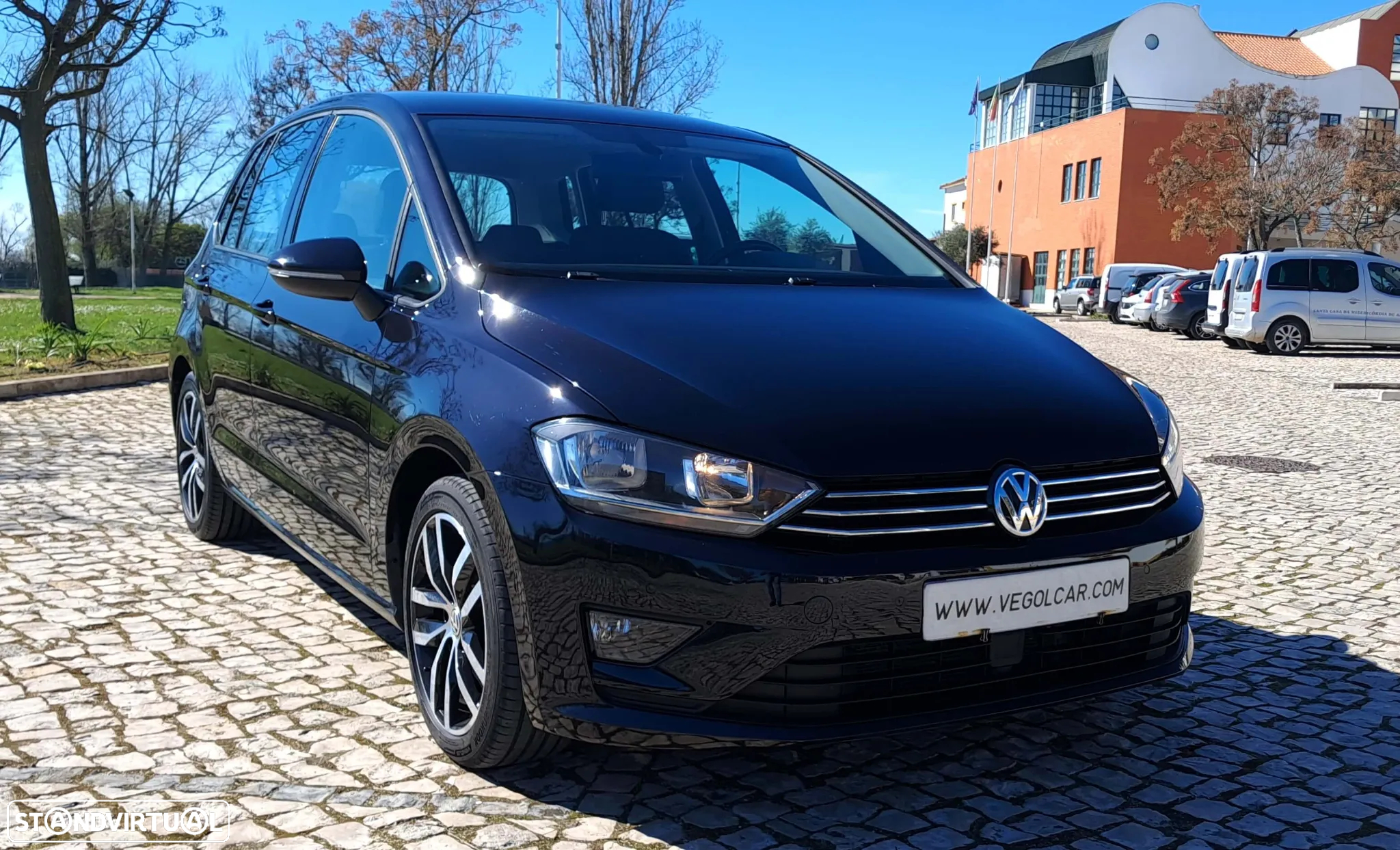 VW Golf Sportsvan 1.6 TDI BlueMotion Comfortline - 2