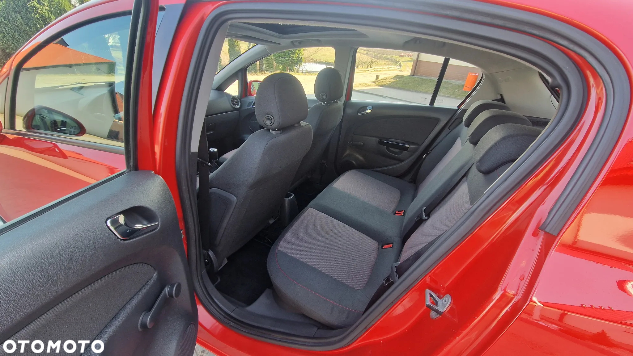 Opel Corsa 1.4 16V Cosmo - 23