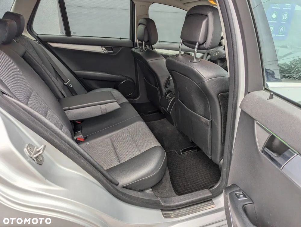 Mercedes-Benz Klasa C 200 Kompressor Avantgarde - 12