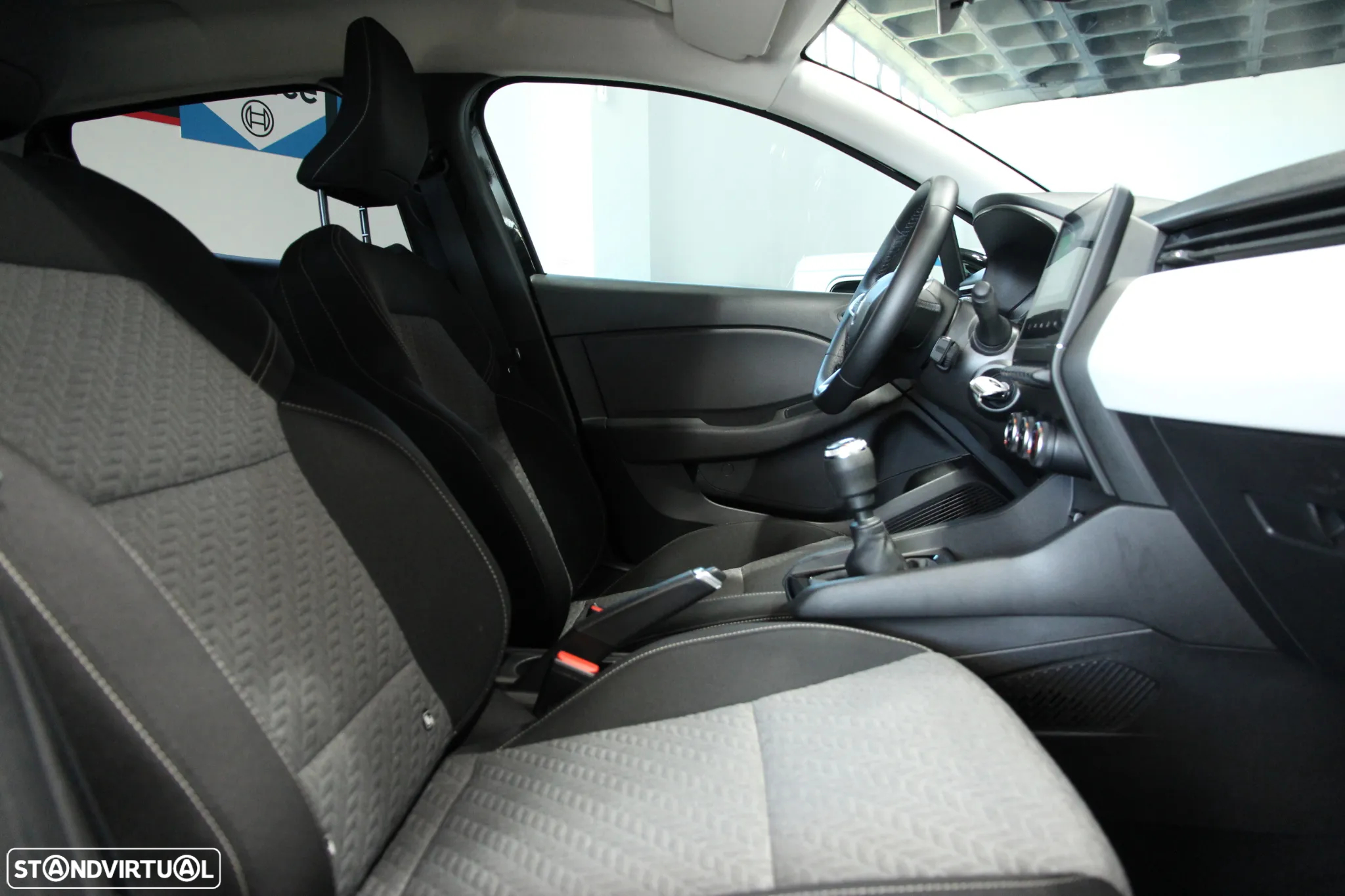 Renault Clio 1.0 TCe Limited - 8