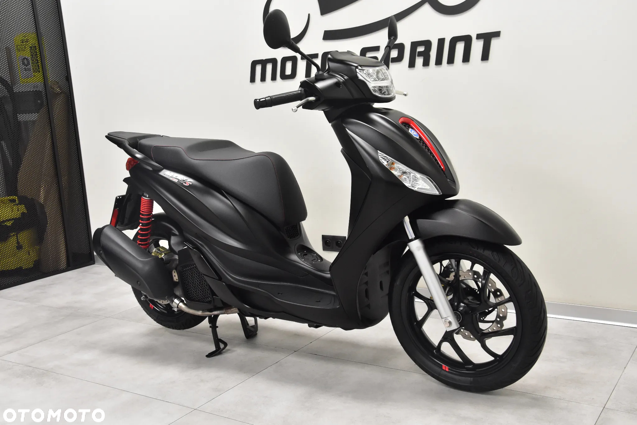 Piaggio Medley - 5