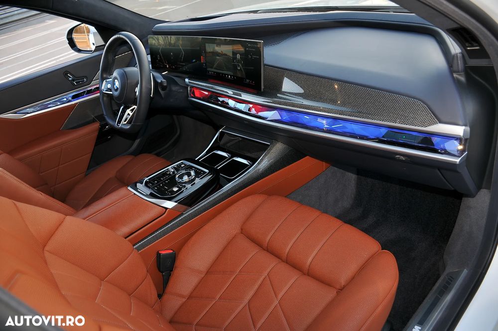 BMW Seria 7 - 16