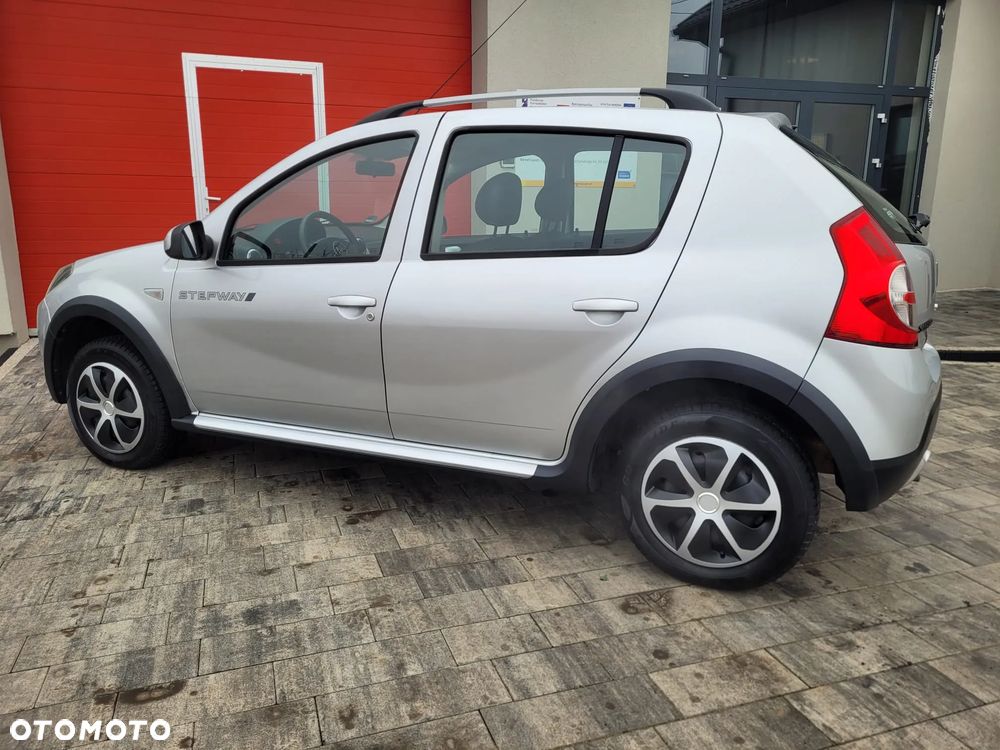 Dacia Sandero Stepway2 1.6 - 10