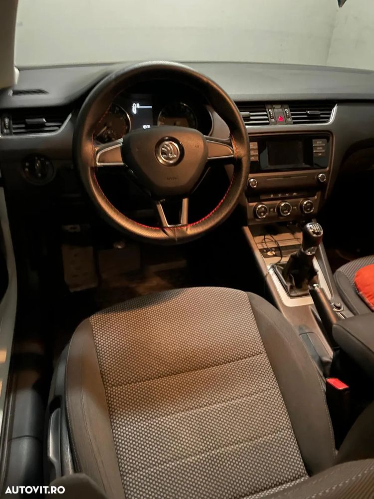 Skoda Octavia 1.2 TSI Active - 8