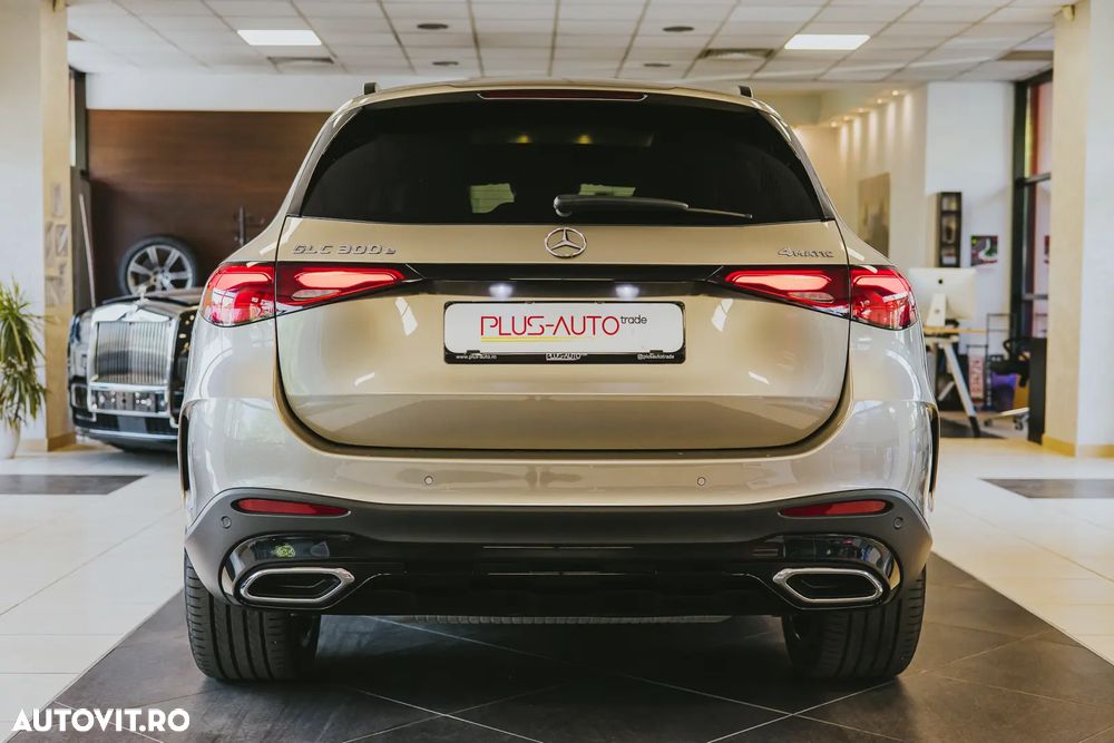 Mercedes-Benz GLC 300 e 4MATIC - 7