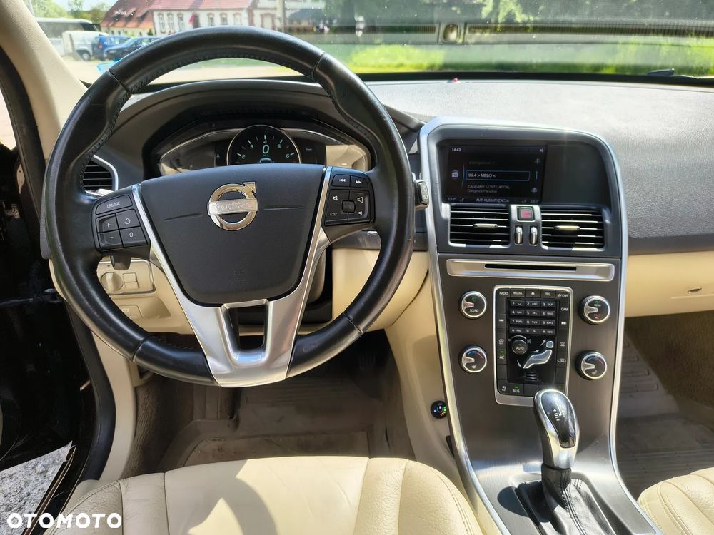 Volvo XC 60 T6 AWD Edition Pro - 15