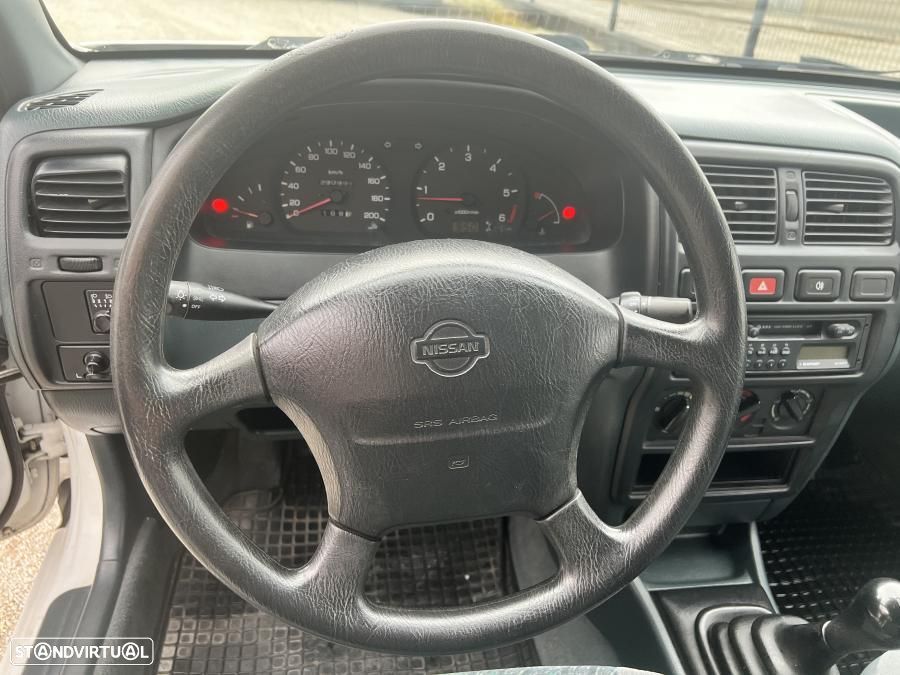 Nissan Almera - 17