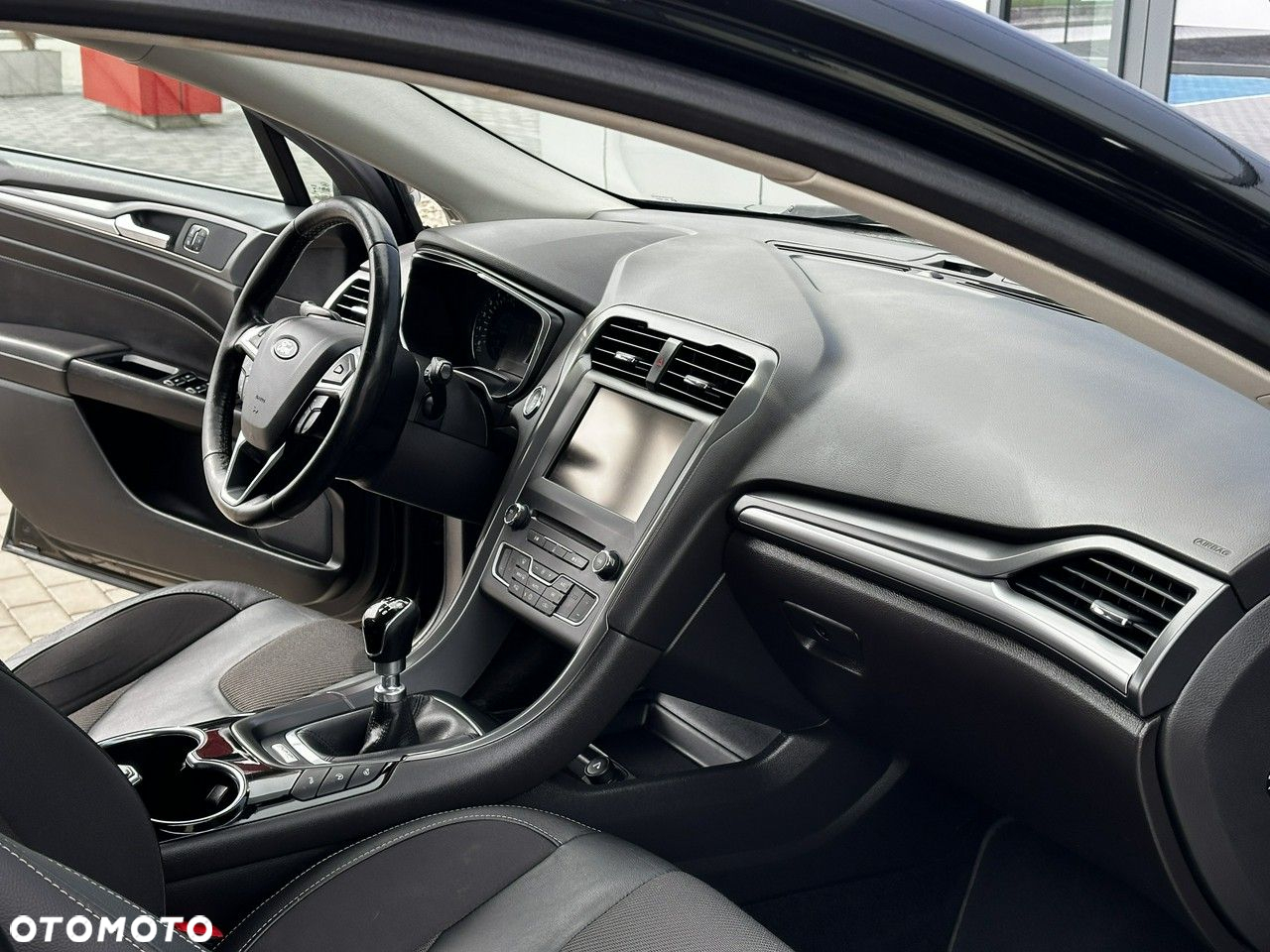 Ford Mondeo 2.0 TDCi Start-Stopp Titanium - 16