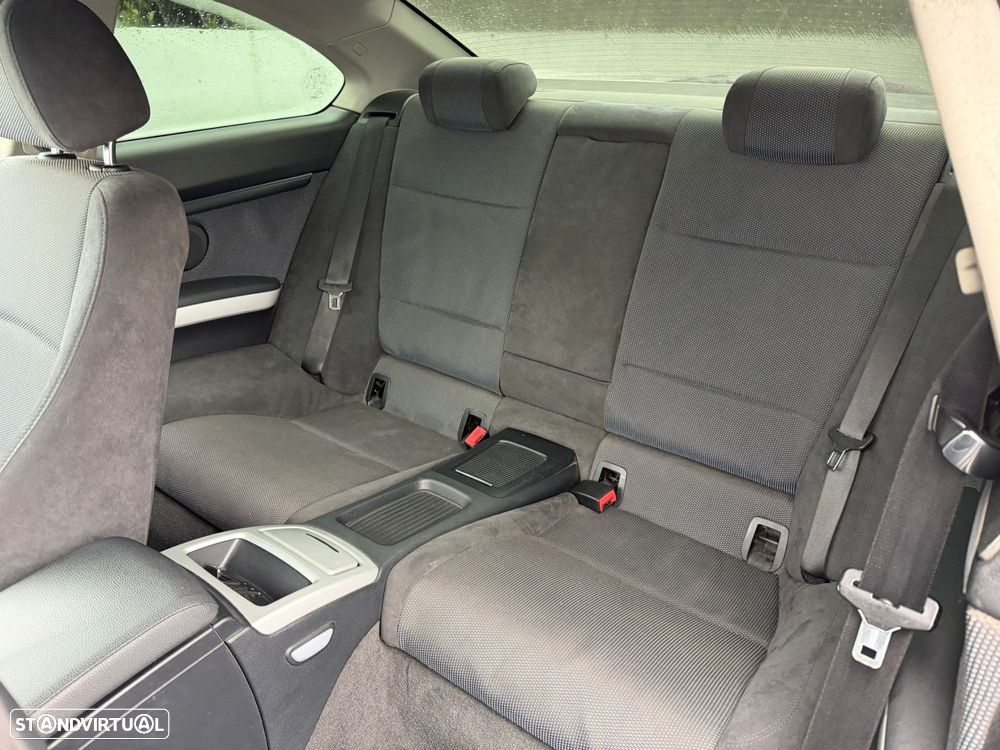 BMW 320 d Cabrio - 8