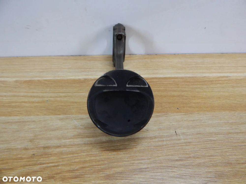 Tłok + korbowód 1.2 TCe H5F Dacia Renault Nissan 09-20 Łuków części - 3