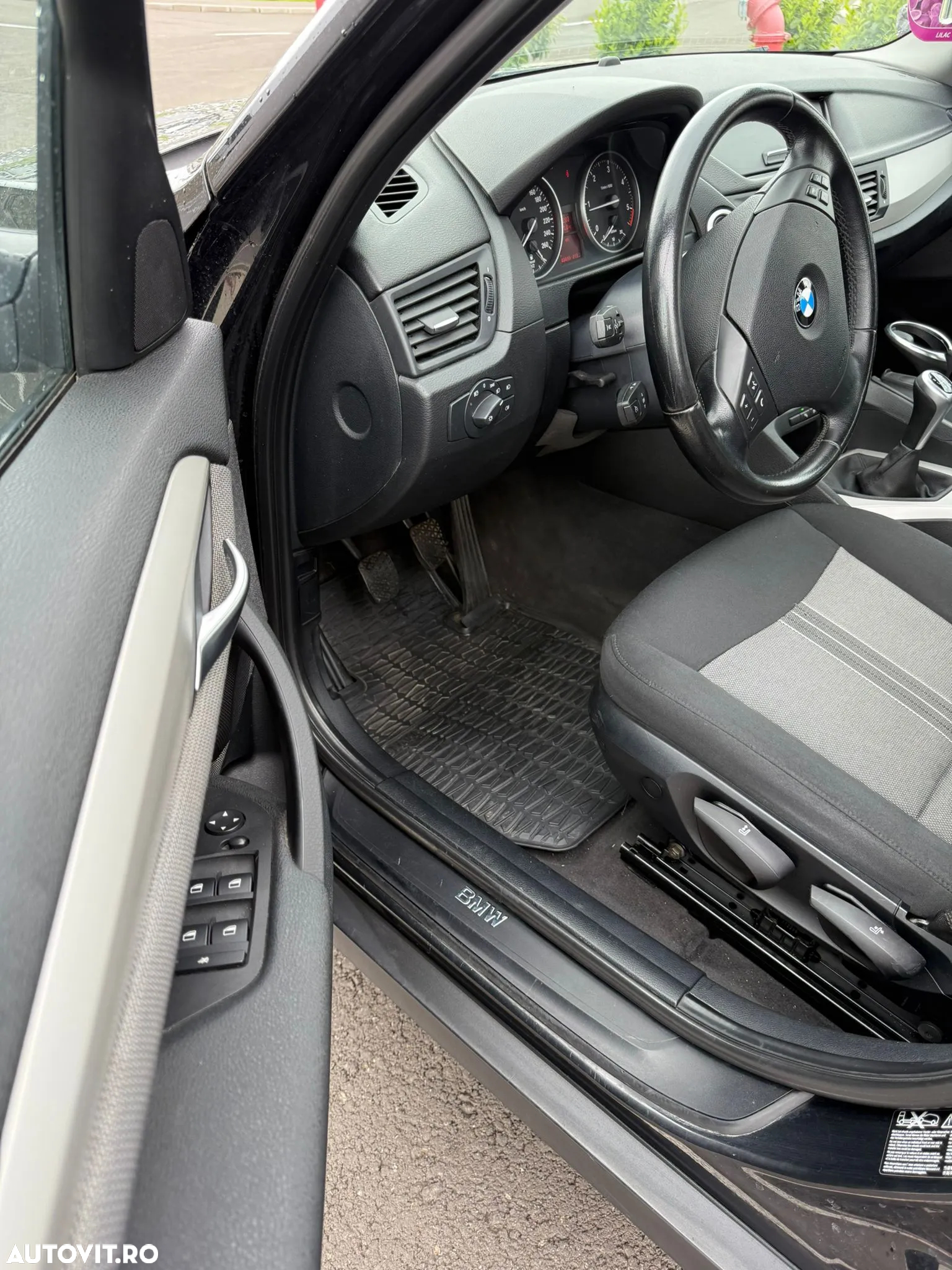 BMW X1 xDrive18d - 9