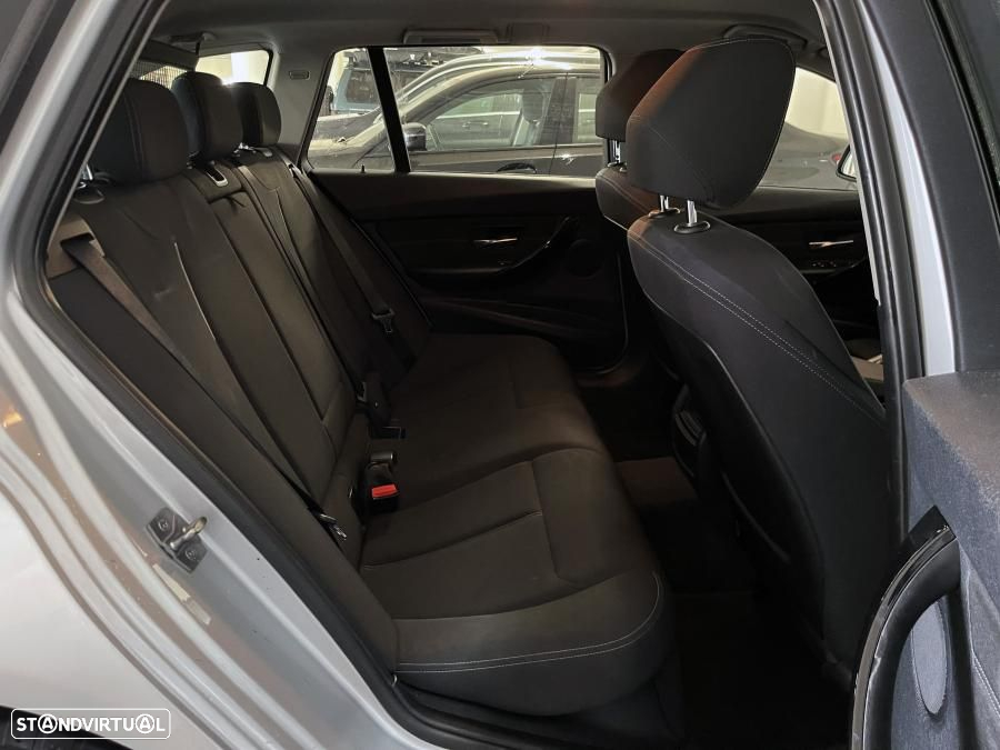 BMW 318 d Touring Line Sport - 18