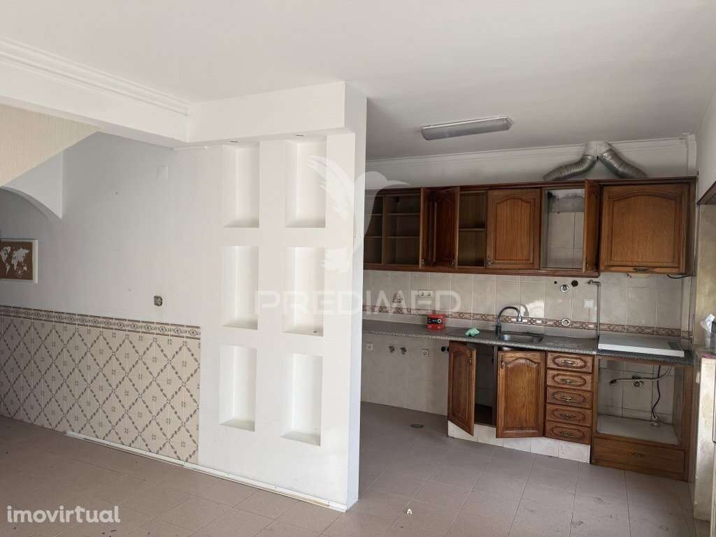 Moradia T2+2 Arruda dos Vinhos - Grande imagem: 2/31