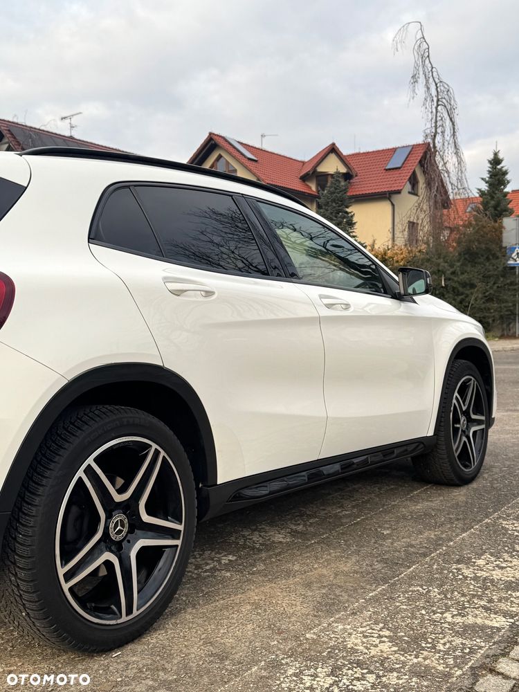 Mercedes-Benz GLA 220 4-Matic AMG Line - 5