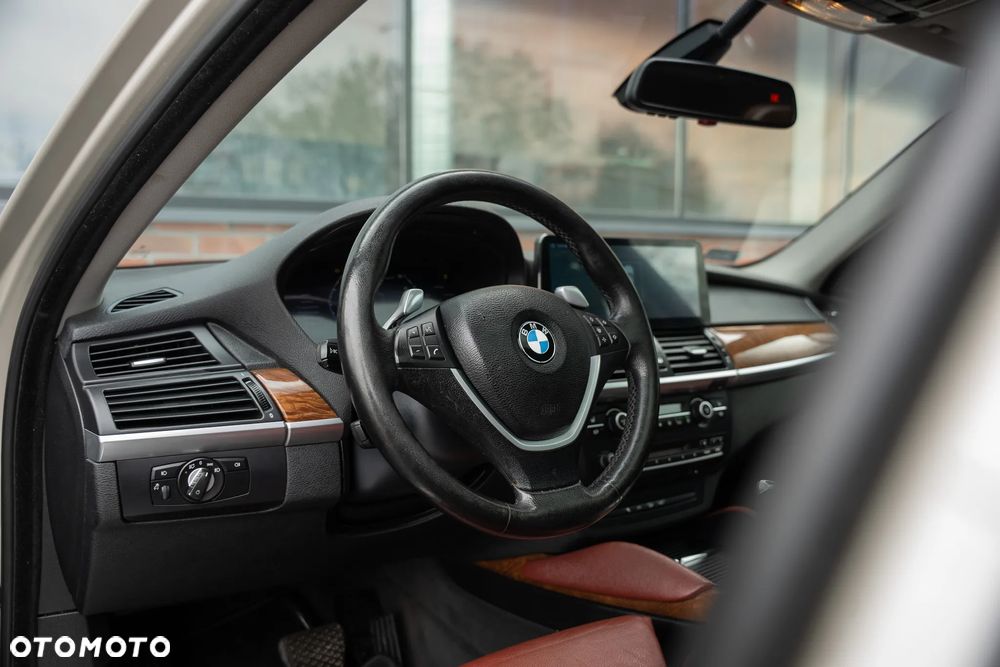 BMW X6 xDrive35i Edition Exclusive - 23