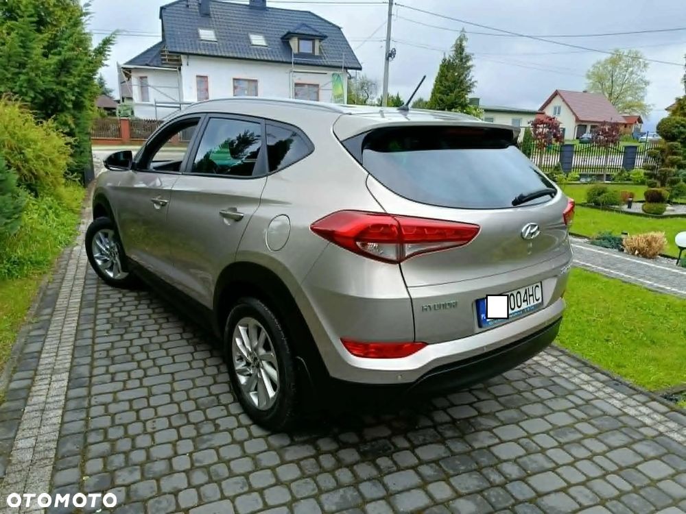 Hyundai Tucson 1.6 GDI BlueDrive Comfort 2WD - 9