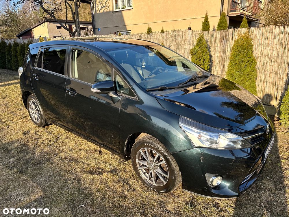 Toyota Verso 1.8 Premium EU5 - 18
