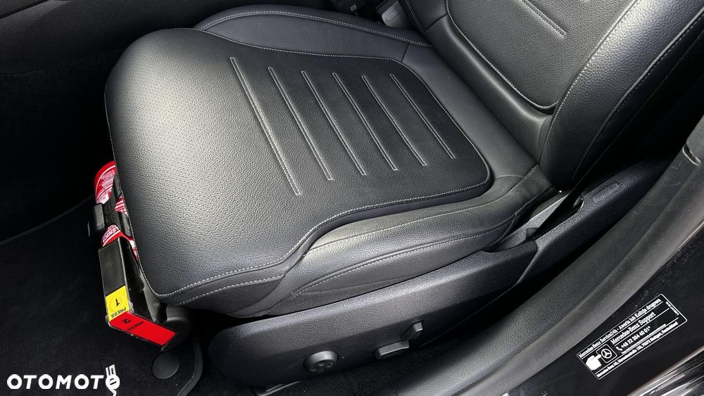 Mercedes-Benz Klasa C - 12