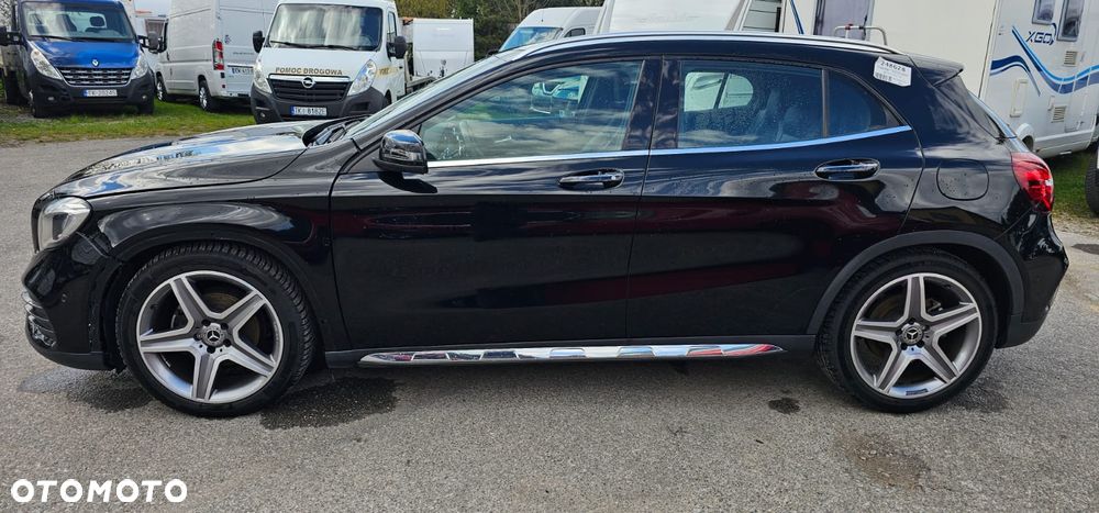 Mercedes-Benz GLA 200 (CDI) d 7G-DCT AMG Line - 4