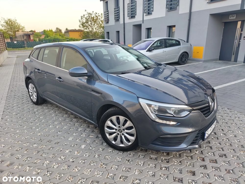 Renault Megane TCe 115 GPF LIMITED - 12