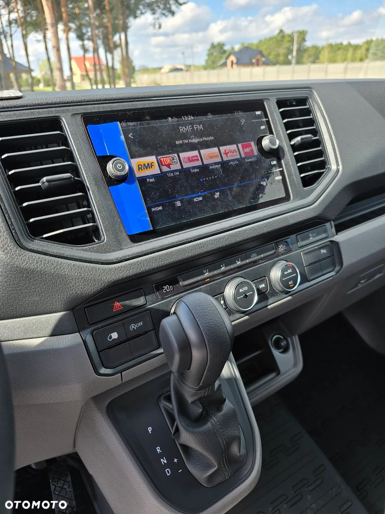 Volkswagen CRAFTER 4 MOTION AUTOMAT-8 Bie Długi 7-OSOBOWY BOGATA OPCJA WYPOSAŻENIA NAVI KAMERA COFANIA FUL LED LAKIER METALIZOWANY SALON PL STAN NOWY - 20