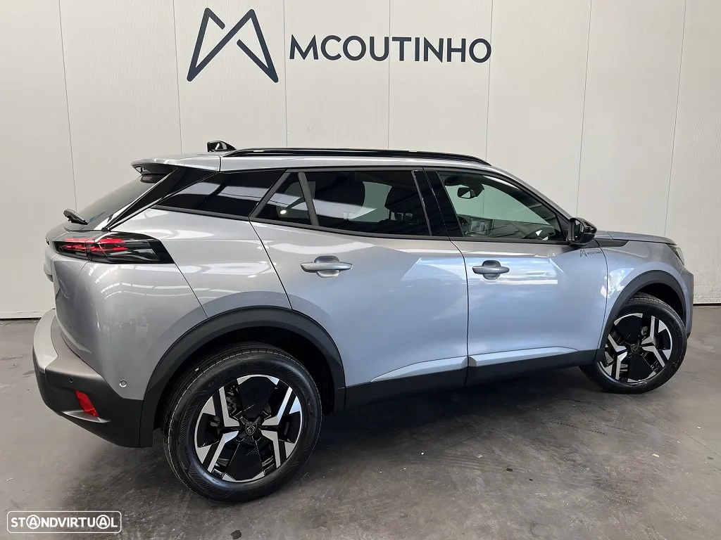 Peugeot 2008 1.2 PureTech Allure - 8